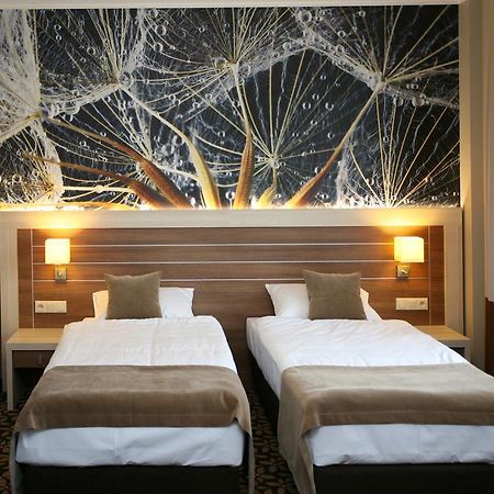 Hotel Delfina Złotoria Extérieur photo