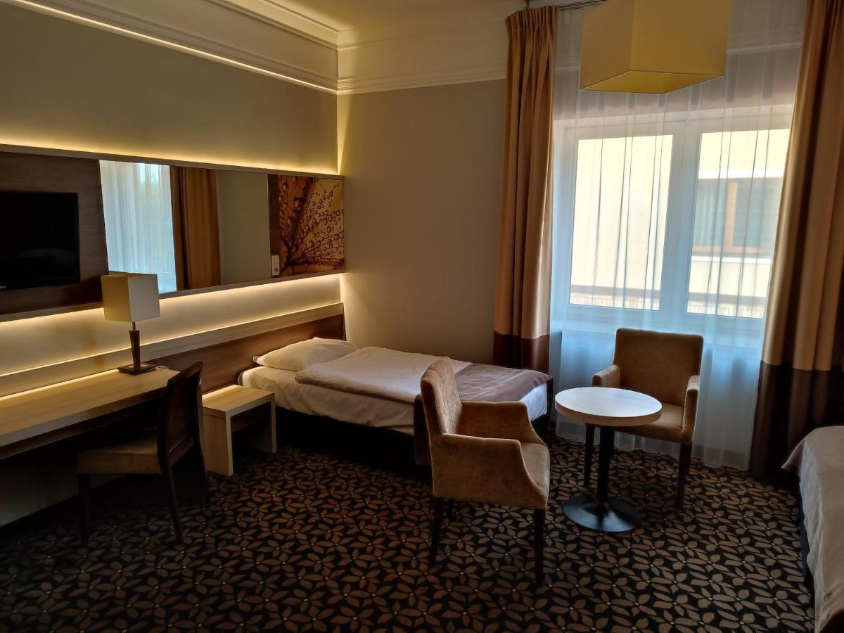 Hotel Delfina Złotoria Extérieur photo