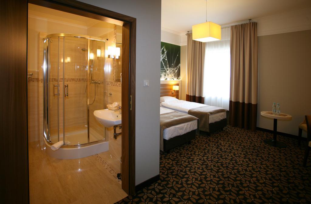Hotel Delfina Złotoria Extérieur photo