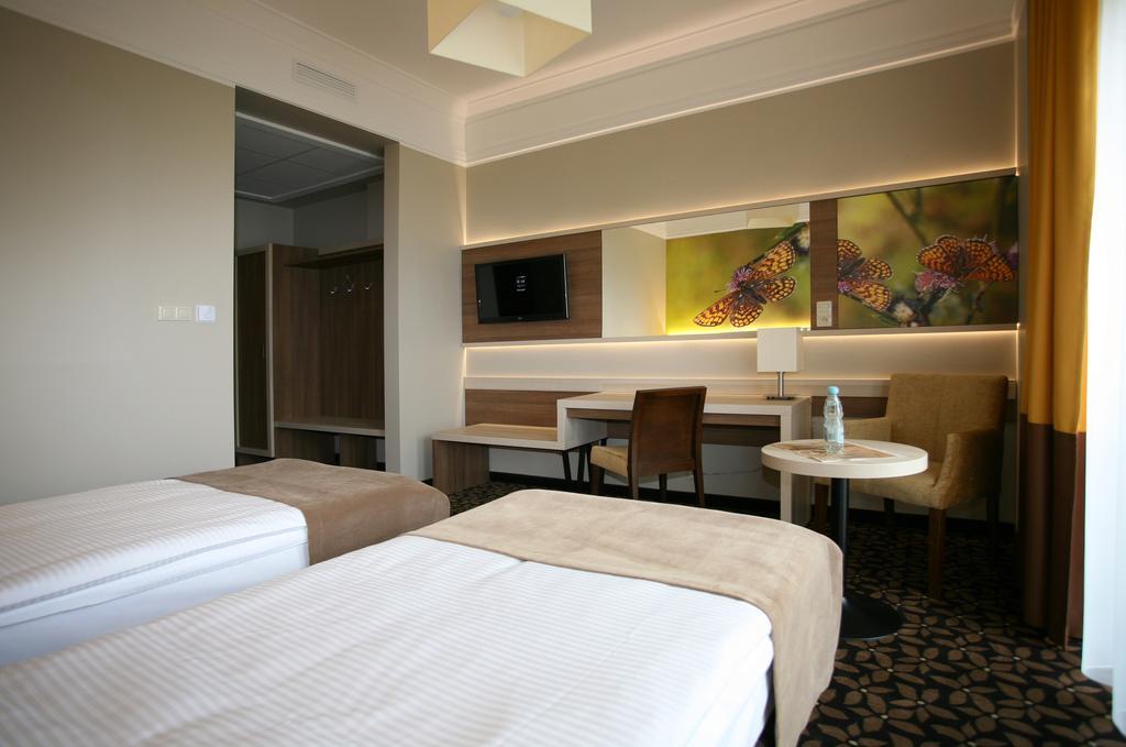 Hotel Delfina Złotoria Extérieur photo